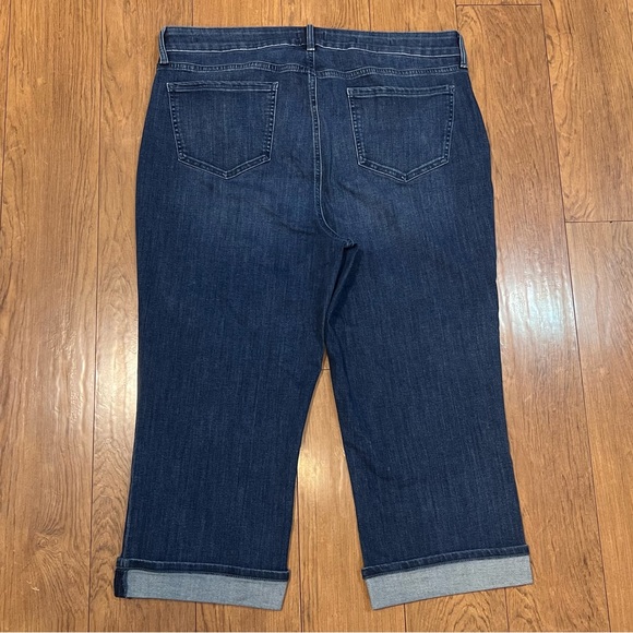 NYDJ Marilyn Straight Lift and Tuck Dark Wash Denim Cropped Capri Jeans Sz 16 - Picture 6 of 11